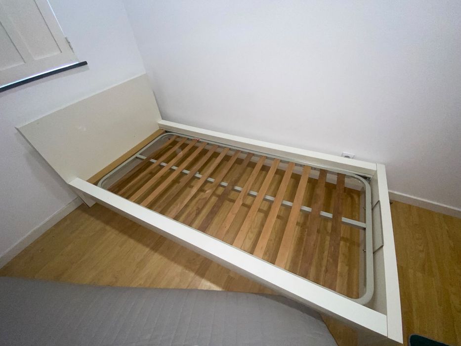 Cama “MALM” do ikea 90x190m