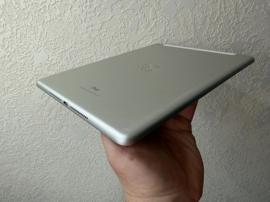 iPad 5 2017 9.7 128Gb WiFi+4G LTE A1823 Silver