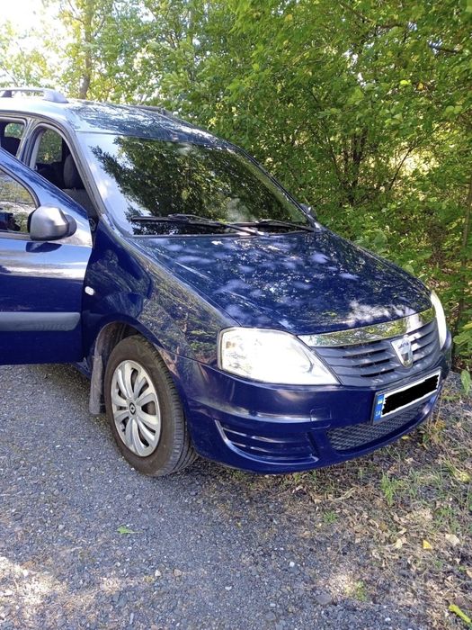 Dacia Logan 2010 року
