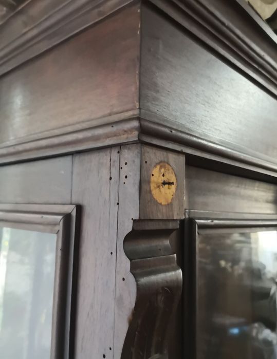 Vitrine muito antiga