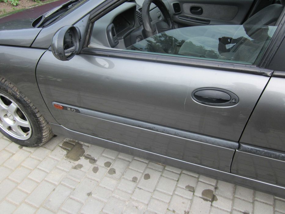 Renault Laguna 2.0 Лонжерон передний левый правый Четверть передняя