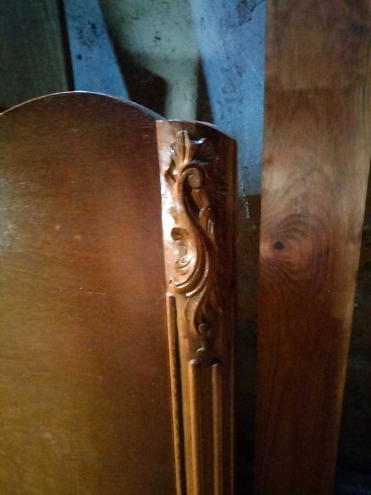 Stare łóżko antyk