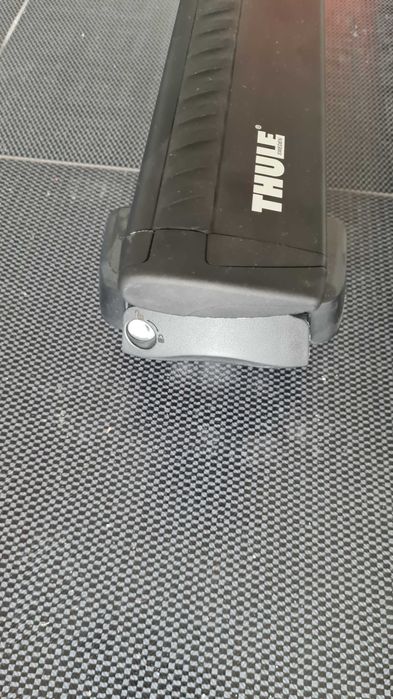 Bagażnik dachowych Thule