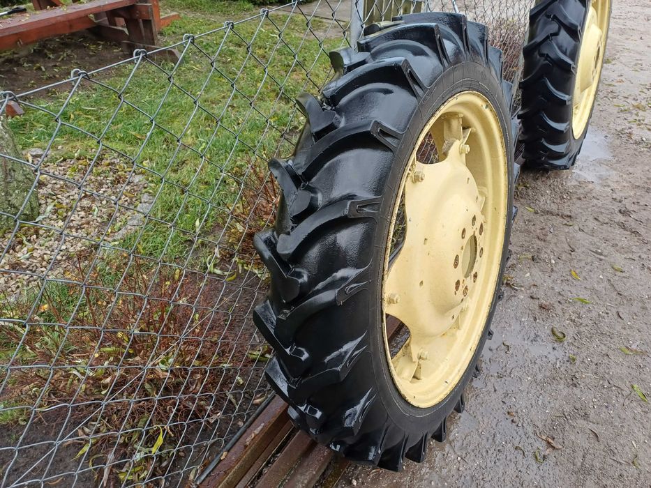 Wąskie koła 9.5 - 32 kola uprawowe, do międzyrzędzi Ursus c-330