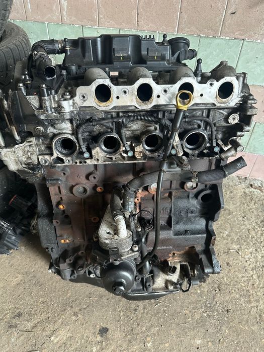 Мотор Mitsubishi aytlender 2012 року 2.2