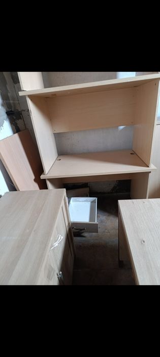 Komoda meble stół