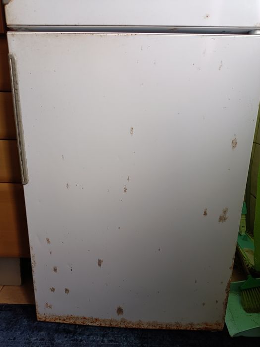 Frigorífico combinado no Frost Hotpoint funciona com sinais na porta