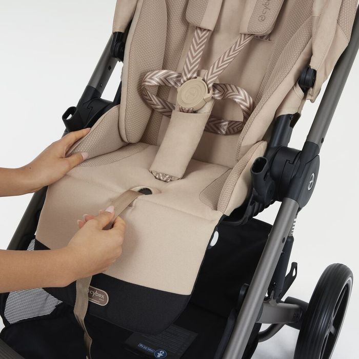 Conjunto Carrinho cybex quase nao usado