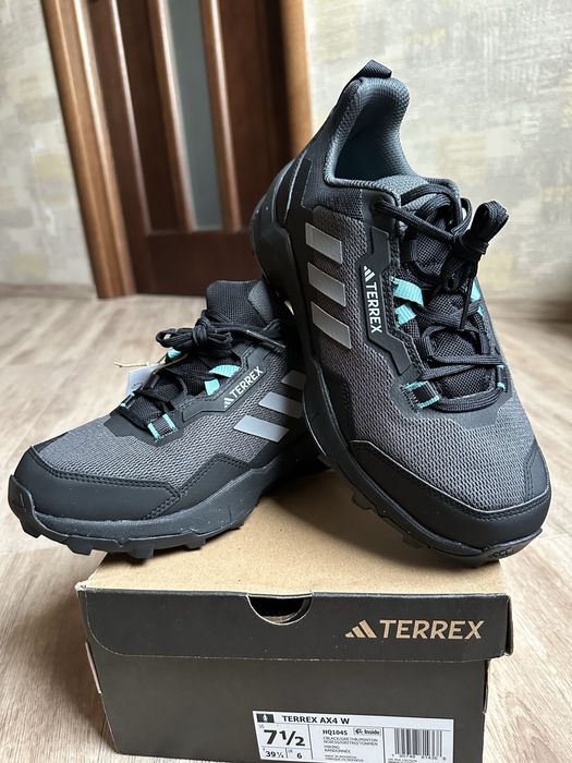 Нові кросівки Adidas Terrex AX4W Орігінал!)