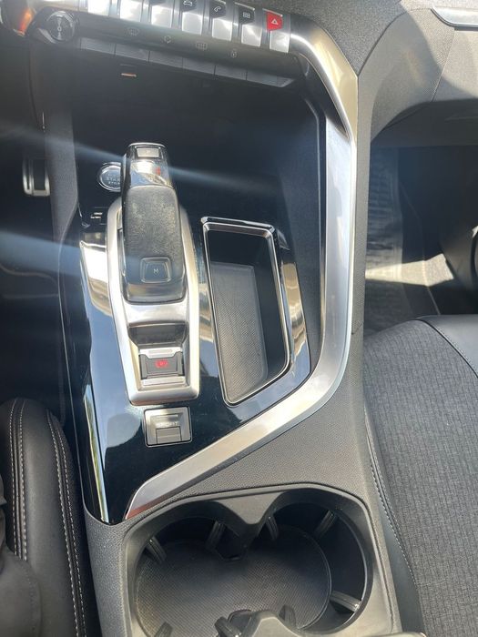 Peugeot 3008 1.5 BlueHDi GT Line EAT8