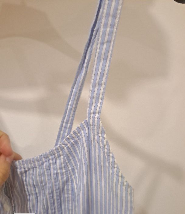 Macacão  Oysho Riscas Azuis e Brancas Tam M