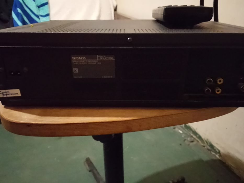 Відео магнітофон sony