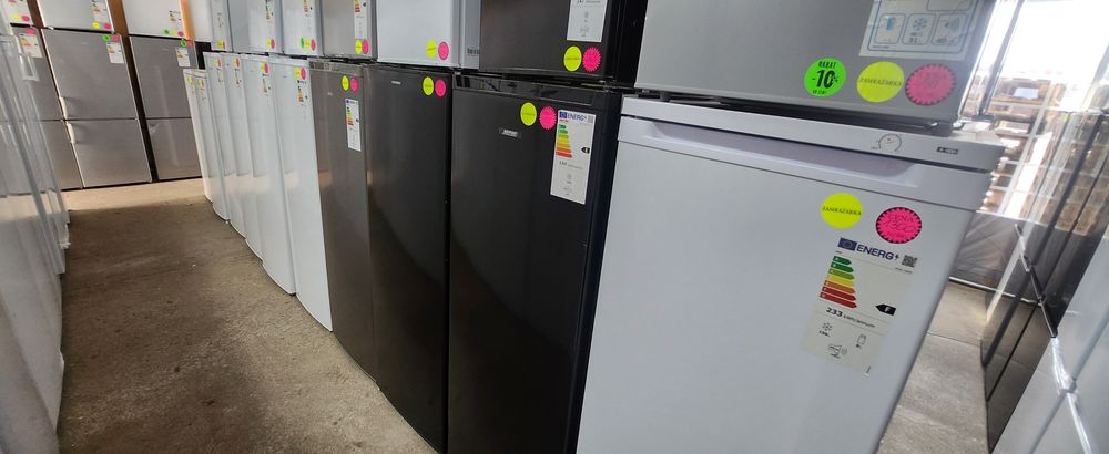 JANKI, ul. WSPÓLNA 6 Zamrażarka MPM 168l