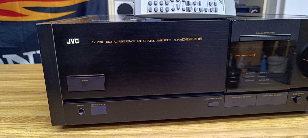 Усилитель JVC -AX-Z911 (звук-цап ! )