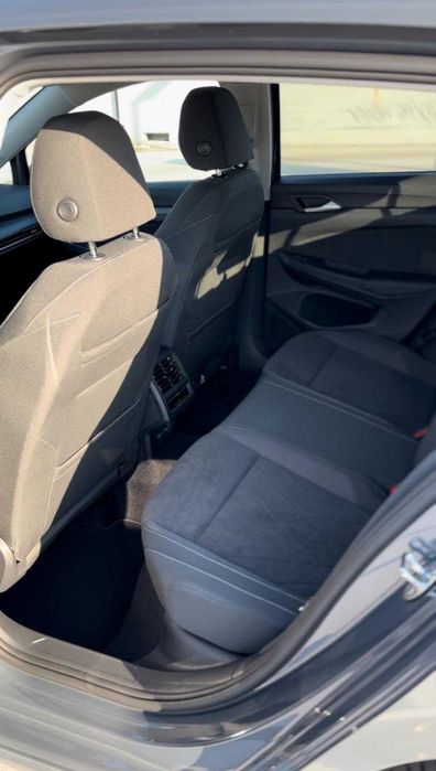 Wynajem VW Golf VIII | Wypożyczalnia samochodów Bytom |