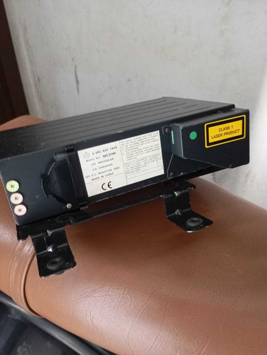 Vendo radio Mercedes