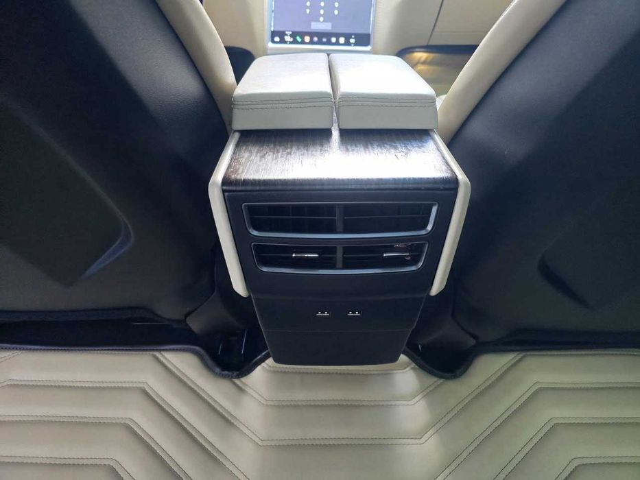 Продам  Tesla Model S 2014. Можна в розстрочку, під викуп.