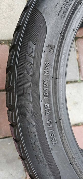Продам пару зимових шин 255/45 R19 Pireli