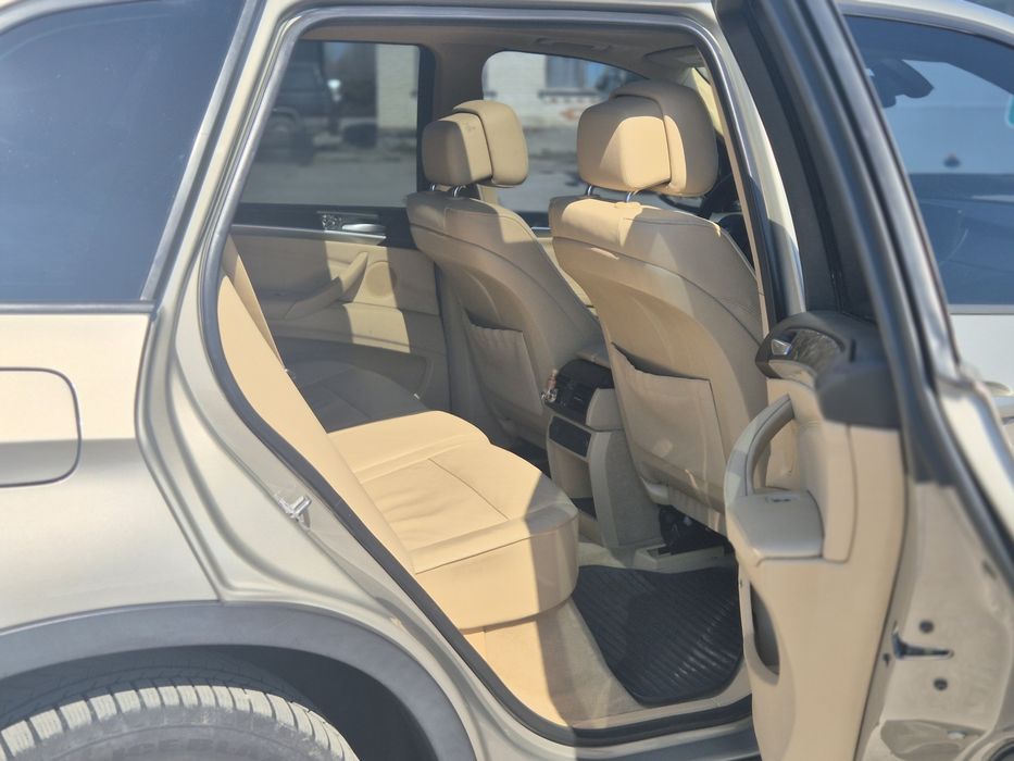 Продам BMW X5 E70 LCI