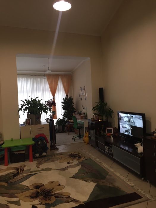 Продаємо дім на Лідерсовському Бульваріі ,2 хвилини і ви на пляжі