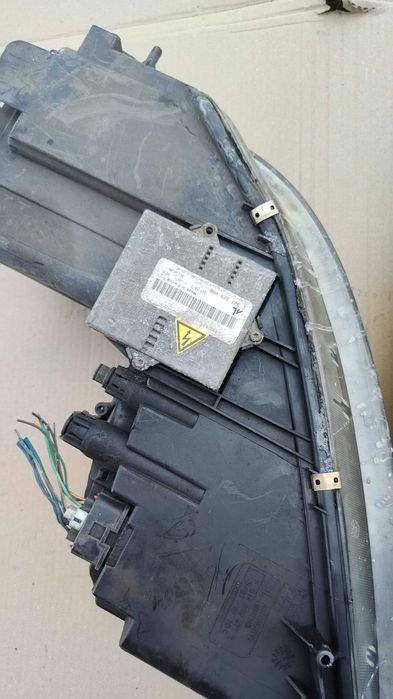 Lampy przód Lewa Prawa MAZDA 6 GG GY 04-08.r XENON EU KPL org
