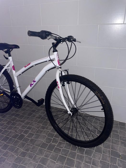 Bicicleta de Mulher Nova