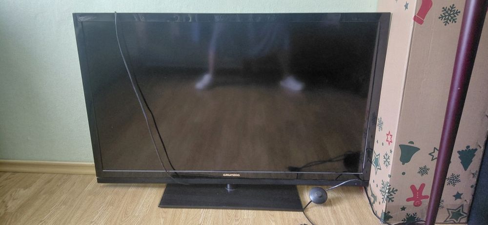 Продам телевізор Grundig 46 VLE 830 BL, 46".