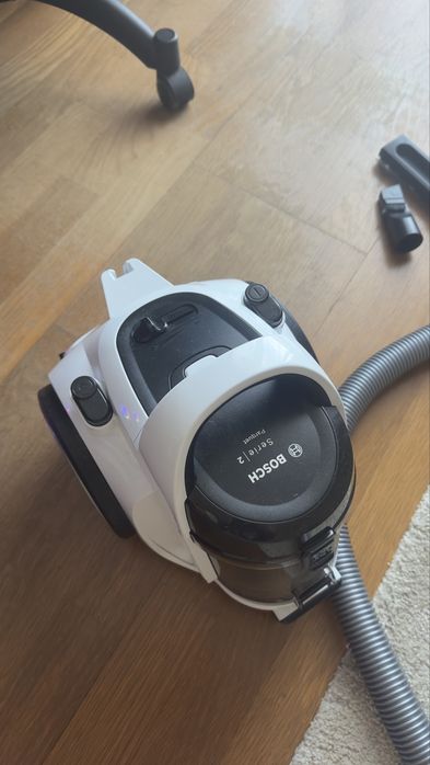 Aspirador Bosch Serie 2 Bagless