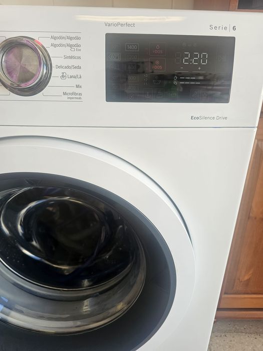 Máquina de Lavar Roupa BOSCH Serie 6 IDOS WAT28661Es  8kg 1400RPM A+++