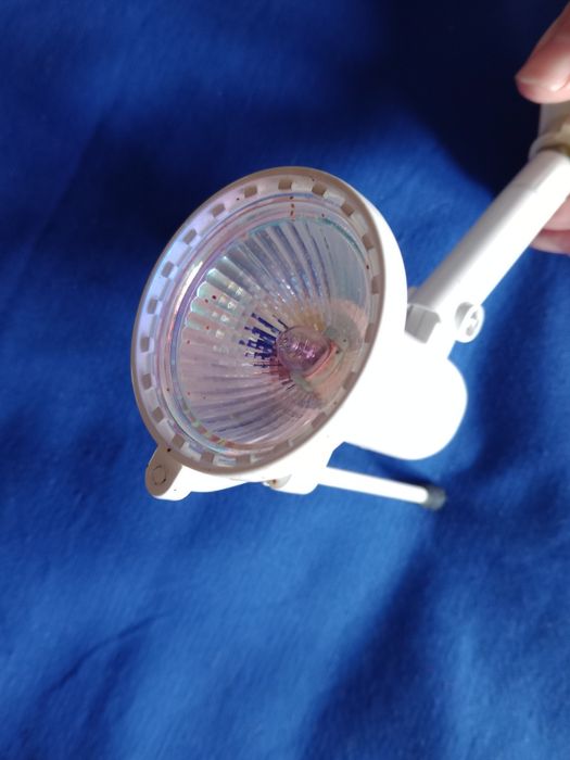 3 spots luzes direcionáveis