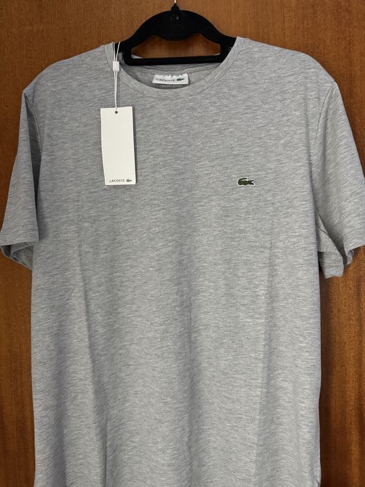 Tshirt Lacoste !!