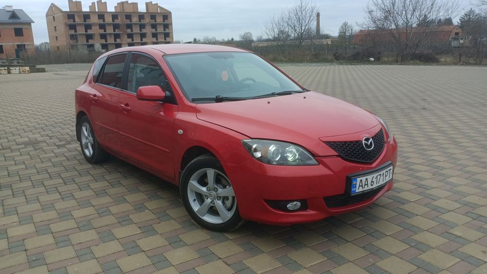 Мазда 3 хетчбек АВТОМАТ 1.6