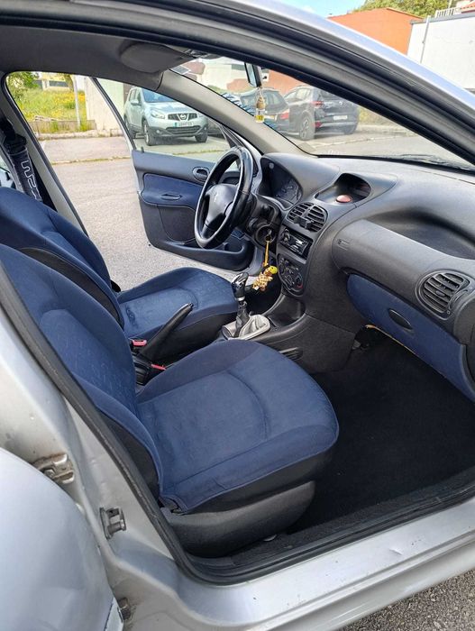 Peugeot 206 hatchback 1.1i