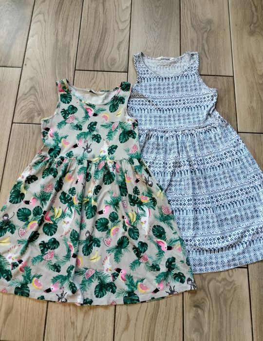 Sukienki dziewczęce