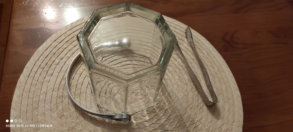 Balde de gelo em cristal e pinça