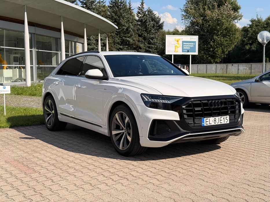 Audi Q8