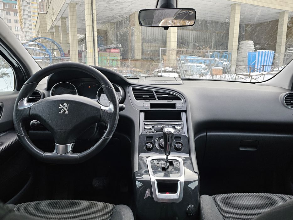 Peugeot 5008 GT LINE 2015