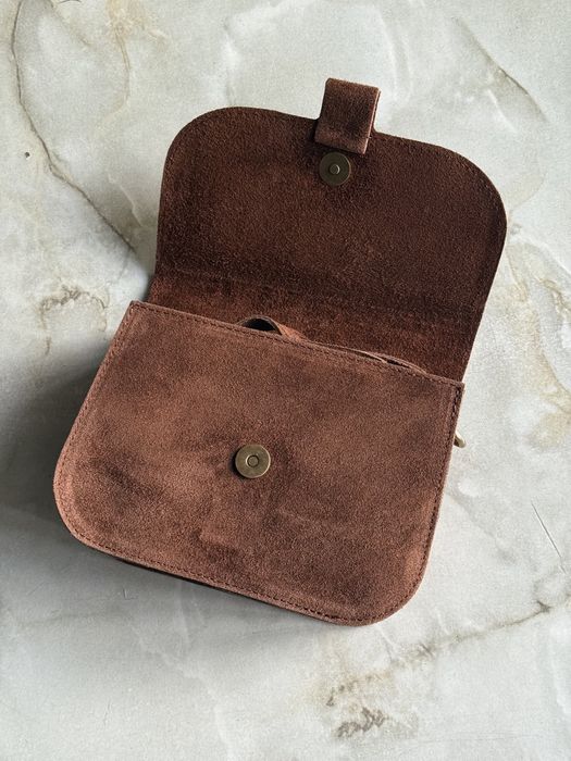 Torebka listonoszka braz bułeczka skora zamszowa vera pelle