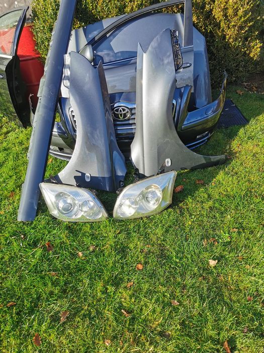 Maska zderzak przedni lampy drzwi błotniki toyota avensis t25