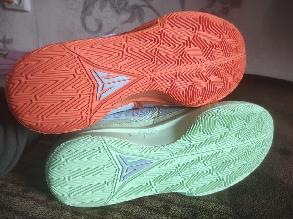 Кросівки Nike Ja 1 (FQ4796-800)