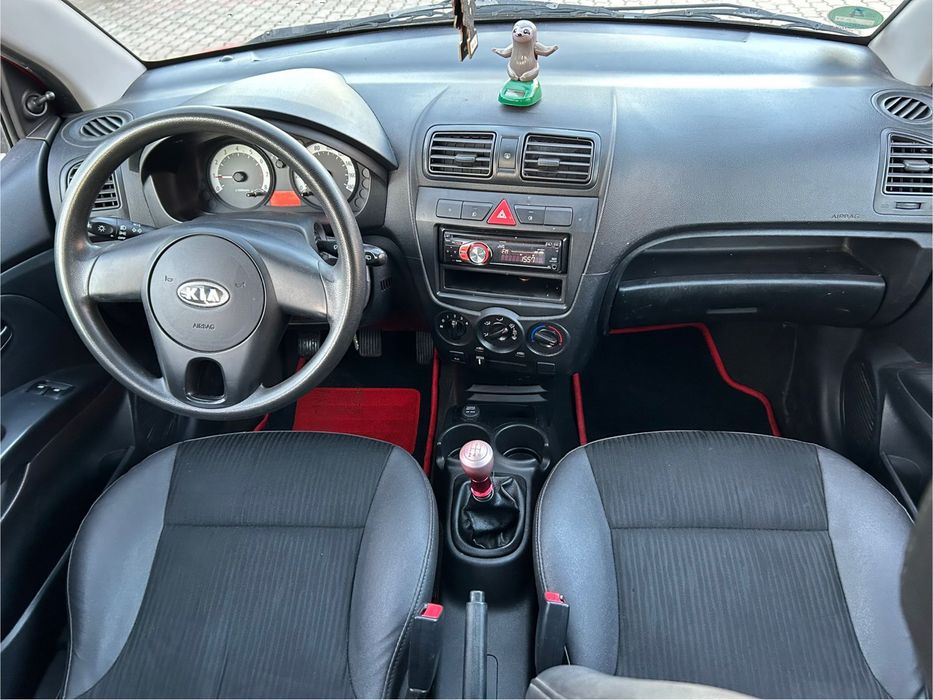 Kia Picanto 2010 1.0i zadbana