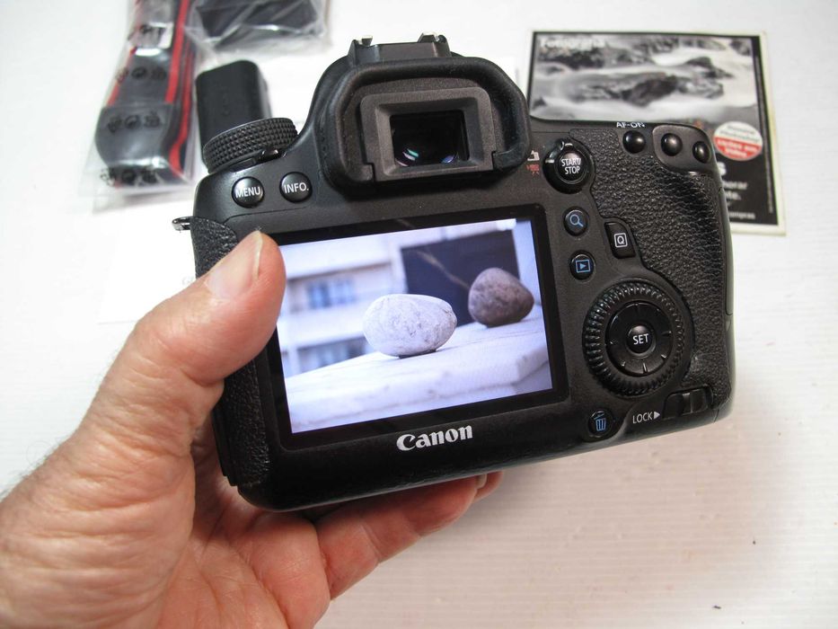 Canon 6D + lente, em excelente condição - Ver descrição e Fotos
