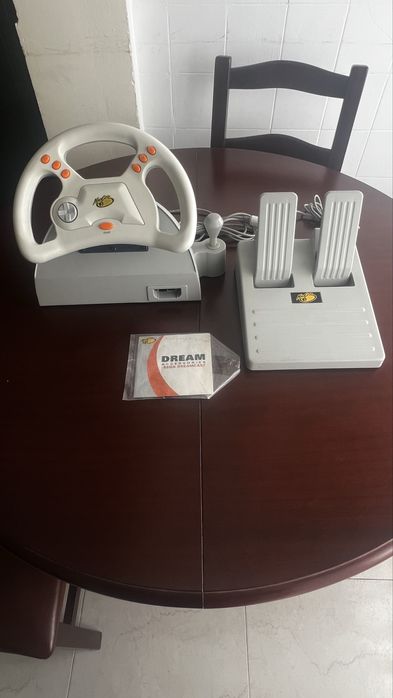 Volante MadCatz Saga DreamCast