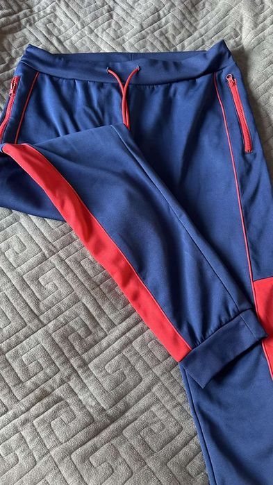 Штани фірми cropp