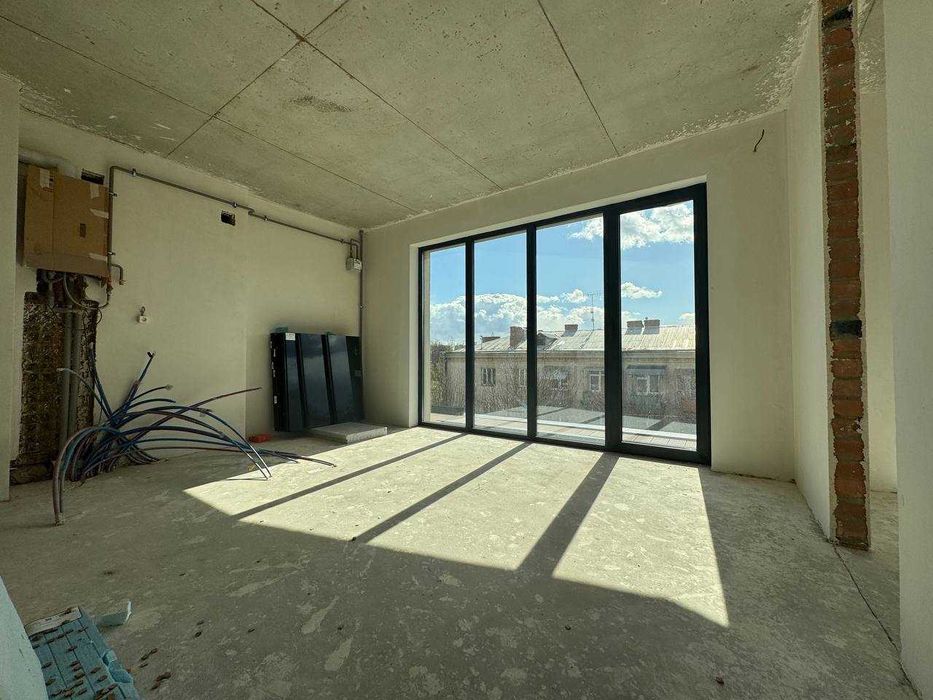 БЕЗ КОМІСІЇ Продаж 3-кім квартири в елітній новобудові на вул. Окружна