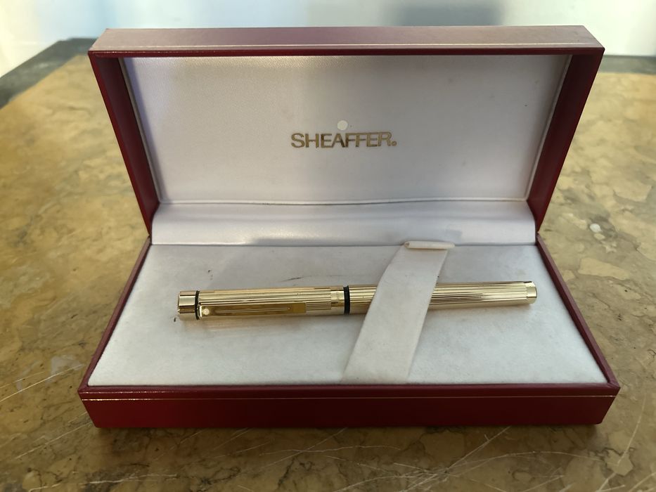 Caneta sheaffer banhada a ouro