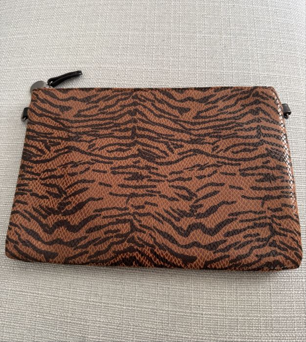 Carteira clutch anima print