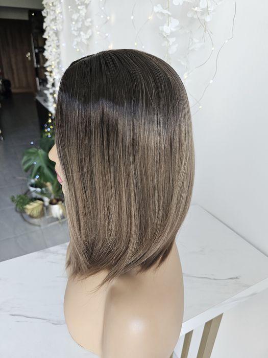 Peruka Ava ombre bob imitacja skóry naturalny efekt