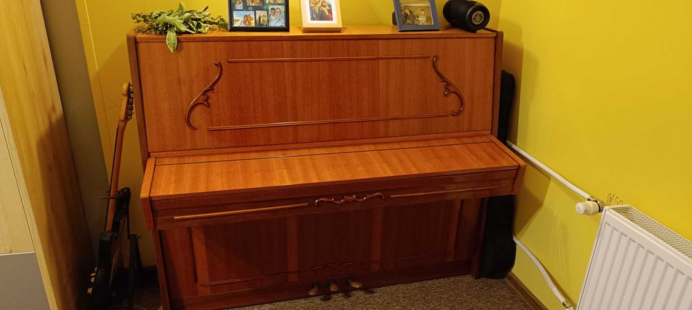 Pianino stan idealny.