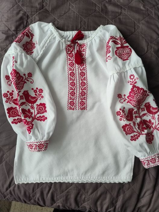 Вишиванка для дівчинки 9-11 років